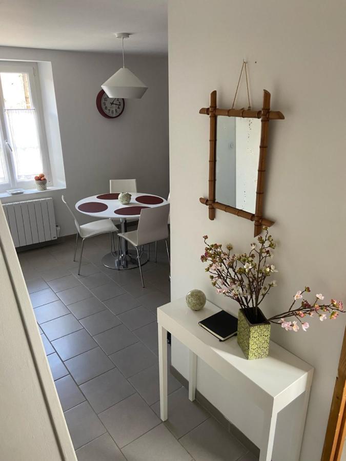 Confortable Duplex Au Coeur De La Campagne Picarde A 1h De Paris Apartment